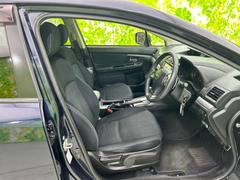 「この車の写真をもっと見たい」「状態が気になる」「この装備はついている？」どんな小さな疑問でもお気軽にお問い合わせください！ 4