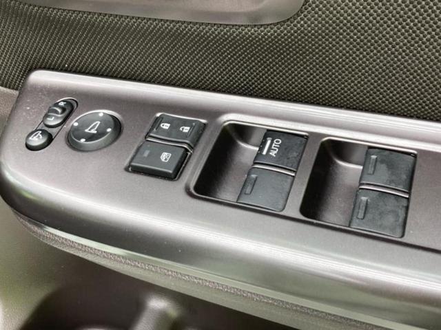 フリード Ｇ　新品タイヤ／保証書／純正　９インチ　ＳＤナビ／フリップダウンモニター　純正　１５．６インチ／アドバンスドルームミラー／ホンダセンシング／両側電動スライドドア／シートヒーター　前席　衝突被害軽減システム（6枚目）