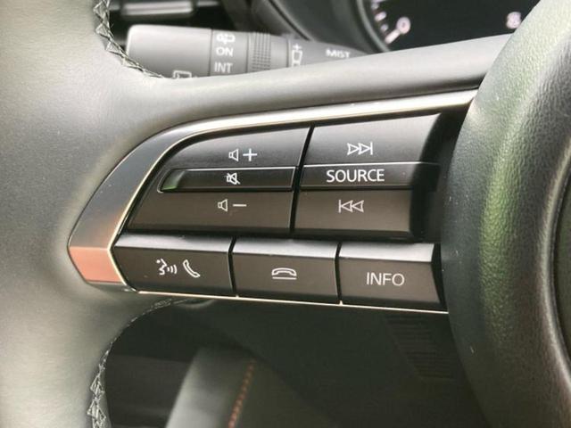 ＭＡＺＤＡ３ファストバック １５Ｓレトロスポーツエディション　ＢＯＳＥ／純正　１１．６インチ　ＳＤナビ／アイアクティブセンス（マツダ）／シートヒーター　前席／全方位モニター／車線逸脱防止支援システム／シート　ハーフレザー　衝突被害軽減システム　全周囲カメラ（24枚目）
