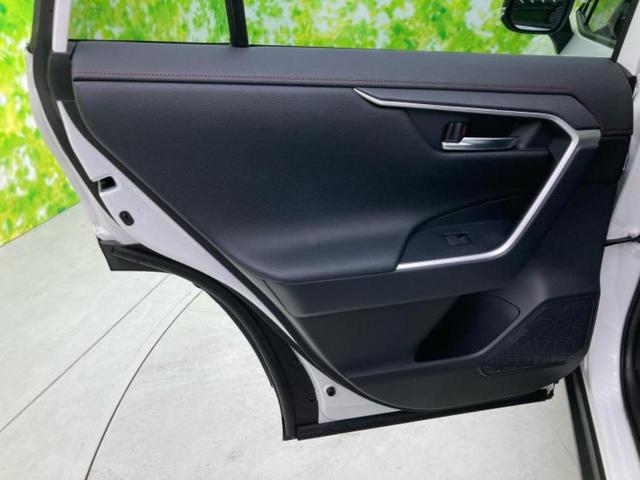 ＲＡＶ４ ４ＷＤアドベンチャーオフロードパッケージ２　保証書／ディスプレイオーディオ＋ナビ１０．５インチ／デジタルインナーミラー／衝突安全装置／シートヒーター／車線逸脱防止支援システム／シート　合皮／パーキングアシスト　バックガイド　衝突被害軽減システム（7枚目）