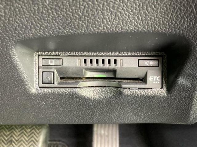 プリウス Sツーリングセレクション 新品タイヤ/保証書/純正 9インチ ナビ/トヨタセーフティセンス/シートヒーター 前席/車線逸脱防止支援システム/ヘッドランプ LED/USBジャック/Bluetooth接続/ETC2.0 禁煙車(18枚目)