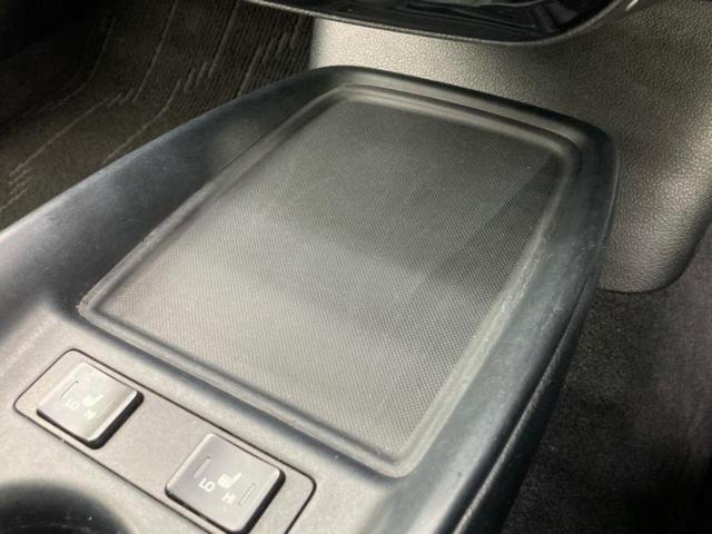 プリウス Sツーリングセレクション 新品タイヤ/保証書/純正 9インチ ナビ/トヨタセーフティセンス/シートヒーター 前席/車線逸脱防止支援システム/ヘッドランプ LED/USBジャック/Bluetooth接続/ETC2.0 禁煙車(36枚目)