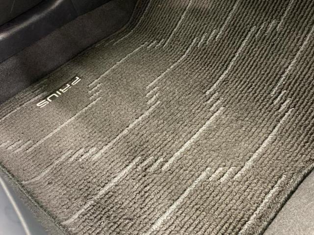 プリウス Sツーリングセレクション 新品タイヤ/保証書/純正 9インチ ナビ/トヨタセーフティセンス/シートヒーター 前席/車線逸脱防止支援システム/ヘッドランプ LED/USBジャック/Bluetooth接続/ETC2.0 禁煙車(39枚目)