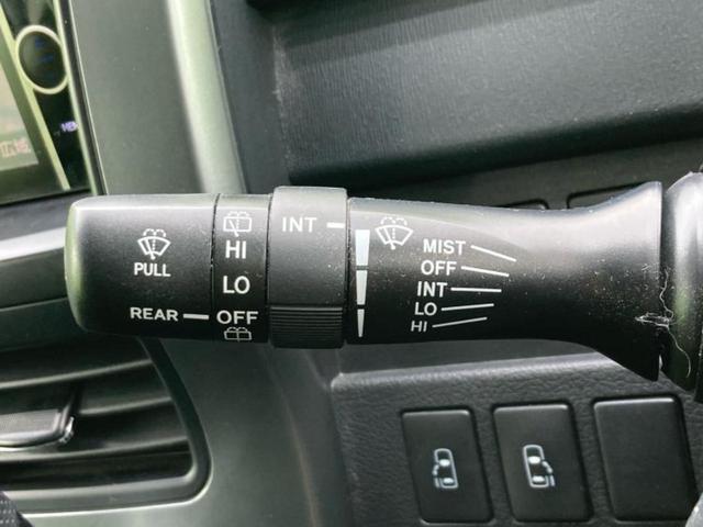 ヴォクシー ZSキラメキ3 新品タイヤ/保証書/純正 SDナビ/フリップダウンモニター/両側電動スライドドア/ヘッドランプ HID/Bluetooth接続/ETC/EBD付ABS/フルセグTV/エアバッグ 運転席 後席モニター(17枚目)