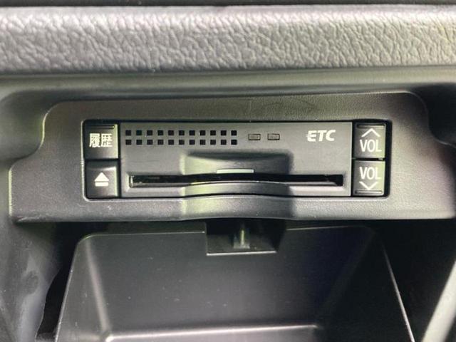 ヴォクシー ZSキラメキ3 新品タイヤ/保証書/純正 SDナビ/フリップダウンモニター/両側電動スライドドア/ヘッドランプ HID/Bluetooth接続/ETC/EBD付ABS/フルセグTV/エアバッグ 運転席 後席モニター(18枚目)