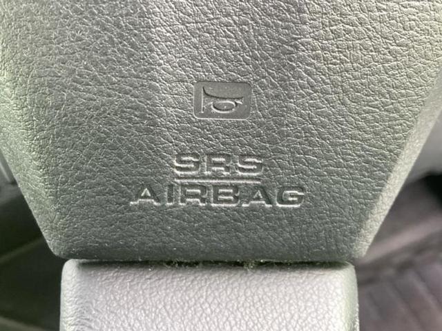 ヴォクシー ZSキラメキ3 新品タイヤ/保証書/純正 SDナビ/フリップダウンモニター/両側電動スライドドア/ヘッドランプ HID/Bluetooth接続/ETC/EBD付ABS/フルセグTV/エアバッグ 運転席 後席モニター(30枚目)