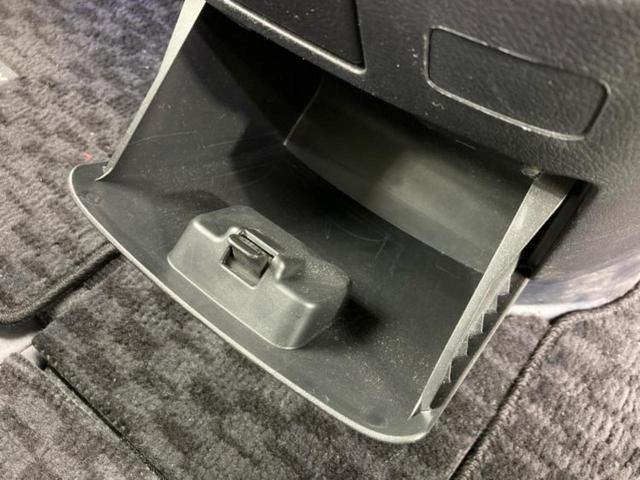 ヴォクシー ZSキラメキ3 新品タイヤ/保証書/純正 SDナビ/フリップダウンモニター/両側電動スライドドア/ヘッドランプ HID/Bluetooth接続/ETC/EBD付ABS/フルセグTV/エアバッグ 運転席 後席モニター(36枚目)