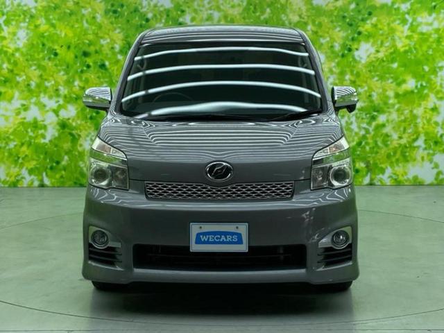 ヴォクシー ZSキラメキ3 新品タイヤ/保証書/純正 SDナビ/フリップダウンモニター/両側電動スライドドア/ヘッドランプ HID/Bluetooth接続/ETC/EBD付ABS/フルセグTV/エアバッグ 運転席 後席モニター(49枚目)