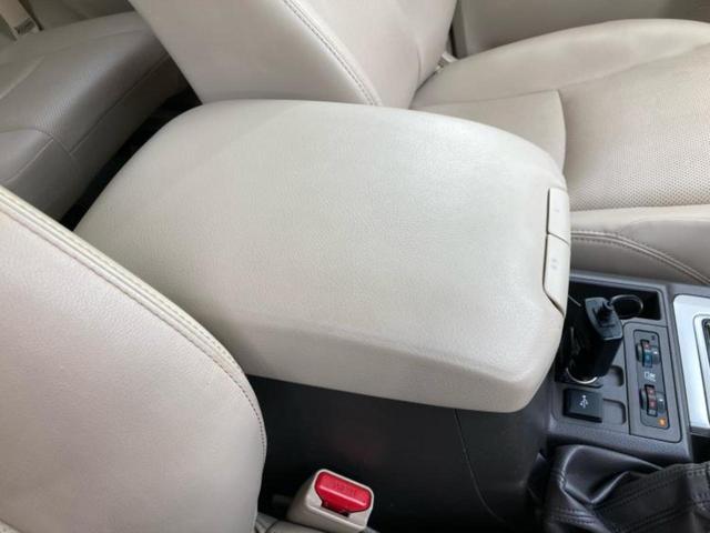 ランドクルーザープラド 4WD TX Lパッケージ 新品タイヤ/サンルーフ/保証書/純正 SDナビ/トヨタセーフティセンス/シートヒーター 前席/パノラミックビューモニター/シート 合皮/ヘッドランプ LED/USBジャック/Bluetooth接続(30枚目)