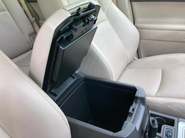 ランドクルーザープラド 4WD TX Lパッケージ 新品タイヤ/サンルーフ/保証書/純正 SDナビ/トヨタセーフティセンス/シートヒーター 前席/パノラミックビューモニター/シート 合皮/ヘッドランプ LED/USBジャック/Bluetooth接続(32枚目)