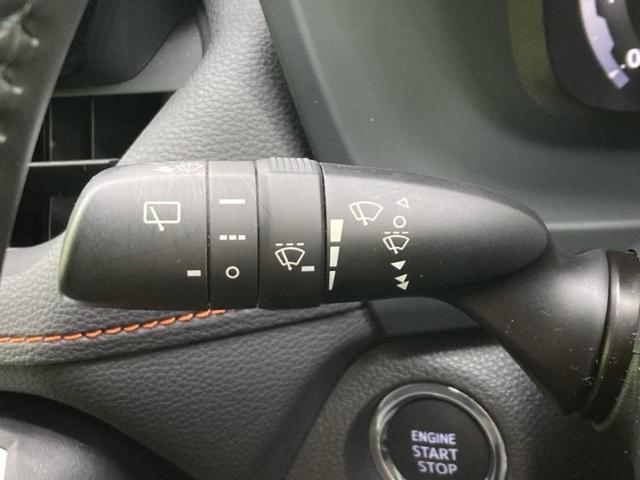 RAV4 4WDアドベンチャー 新品タイヤ/保証書/純正 SDナビ/デジタルインナーミラー/トヨタセーフティセンス/シートヒーター 前席/シート 合皮/電動バックドア/ヘッドランプ LED/USBジャック/Bluetooth接続(17枚目)