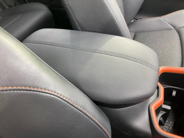 RAV4 4WDアドベンチャー 新品タイヤ/保証書/純正 SDナビ/デジタルインナーミラー/トヨタセーフティセンス/シートヒーター 前席/シート 合皮/電動バックドア/ヘッドランプ LED/USBジャック/Bluetooth接続(29枚目)