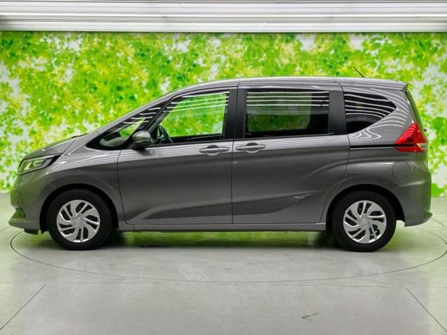 フリード Ｇホンダセンシング　保証書／純正　ＳＤナビ／ホンダセンシング／両側電動スライドドア／シートヒーター　前席／車線逸脱防止支援システム／ヘッドランプ　ＬＥＤ／Ｂｌｕｅｔｏｏｔｈ接続／ＥＴＣ／横滑り防止装置／バックモニター（2枚目）