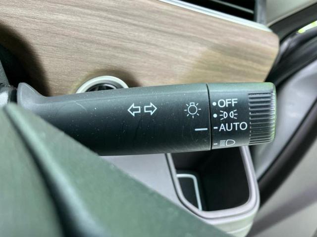 フリード Ｇホンダセンシング　保証書／純正　ＳＤナビ／ホンダセンシング／両側電動スライドドア／シートヒーター　前席／車線逸脱防止支援システム／ヘッドランプ　ＬＥＤ／Ｂｌｕｅｔｏｏｔｈ接続／ＥＴＣ／横滑り防止装置／バックモニター（16枚目）