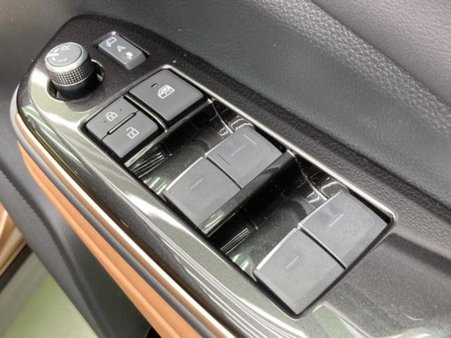 クラウンスポーツ ４ＷＤ　Ｚ　ガラスルーフ／保証書／純正　ＳＤナビ／デジタルインナーミラー／トヨタセーフティセンス／シートエアコン／全方位モニター／車線逸脱防止支援システム／シート　フルレザー／電動バックドア　革シート　電動シート（8枚目）