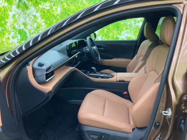 クラウンスポーツ ４ＷＤ　Ｚ　ガラスルーフ／保証書／純正　ＳＤナビ／デジタルインナーミラー／トヨタセーフティセンス／シートエアコン／全方位モニター／車線逸脱防止支援システム／シート　フルレザー／電動バックドア　革シート　電動シート（21枚目）