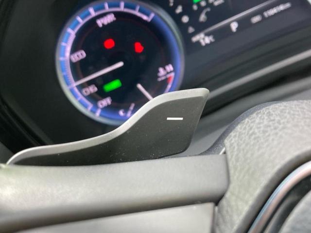 クラウンハイブリッド RSアドバンス 新品タイヤ/保証書/純正 SDナビ/デジタルインナーミラー/衝突安全装置/シートヒーター/車線逸脱防止支援システム/シート フルレザー/ヘッドランプ LED/ETC/EBD付ABS/横滑り防止装置(32枚目)