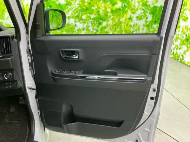 タント カスタムＲＳ　新品タイヤ／保証書／純正　ＳＤナビ／衝突安全装置／両側電動スライドドア／シートヒーター　前席／パノラマモニター／車線逸脱防止支援システム／シート　ハーフレザー／ヘッドランプ　ＬＥＤ　全周囲カメラ（4枚目）