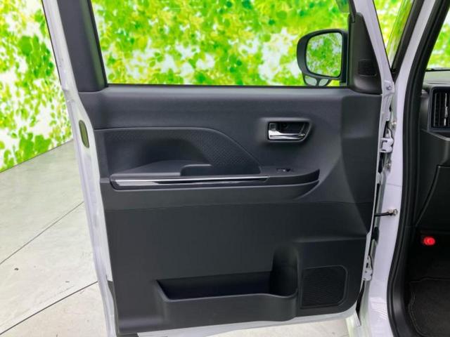 タント カスタムＲＳ　新品タイヤ／保証書／純正　ＳＤナビ／衝突安全装置／両側電動スライドドア／シートヒーター　前席／パノラマモニター／車線逸脱防止支援システム／シート　ハーフレザー／ヘッドランプ　ＬＥＤ　全周囲カメラ（5枚目）