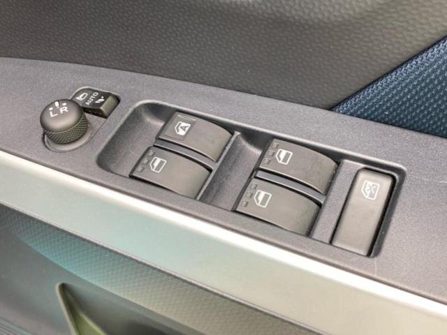 ルーミー カスタムG-T 純正 9インチ SDナビ/スマートアシスト(トヨタ・ダイハツ)/両側電動スライドドア/シートヒーター 前席/パノラミックビューモニター/車線逸脱防止支援システム 衝突被害軽減システム 全周囲カメラ(6枚目)