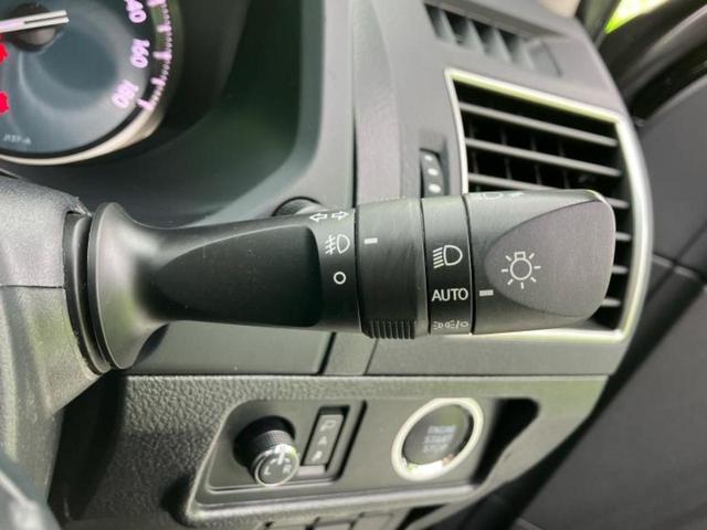 ランドクルーザープラド ４ＷＤ　ＴＸ　Ｌパッケージブラックエディション　サンルーフ／保証書／純正　９インチ　ＳＤナビ／トヨタセーフティセンス／シートヒーター　前席／シート　フルレザー／ヘッドランプ　ＬＥＤ／Ｂｌｕｅｔｏｏｔｈ接続／ＥＴＣ／バックモニター／フルセグＴＶ（16枚目）