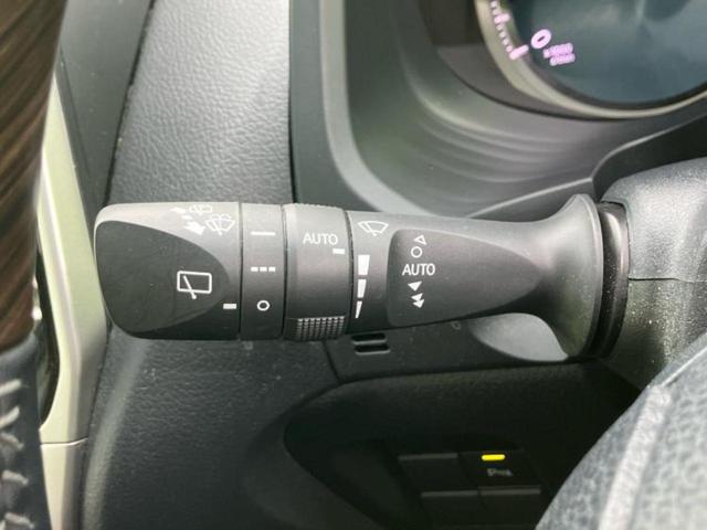 ランドクルーザープラド ４ＷＤ　ＴＸ　Ｌパッケージブラックエディション　サンルーフ／保証書／純正　９インチ　ＳＤナビ／トヨタセーフティセンス／シートヒーター　前席／シート　フルレザー／ヘッドランプ　ＬＥＤ／Ｂｌｕｅｔｏｏｔｈ接続／ＥＴＣ／バックモニター／フルセグＴＶ（17枚目）