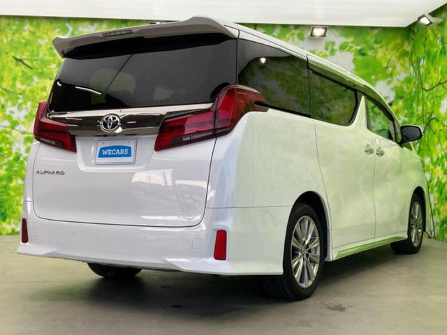 アルファード Ｓタイプゴールド２　新品タイヤ／ディスプレイオーディオ＋ナビ９インチ／フリップダウンモニター　純正　１２．１インチ／トヨタセーフティセンス／両側電動スライドドア／車線逸脱防止支援システム／電動バックドア　バックカメラ（3枚目）