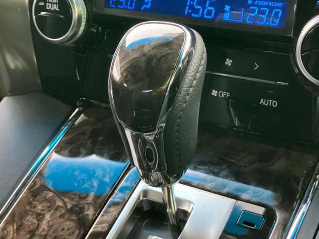 アルファード Ｓタイプゴールド２　新品タイヤ／ディスプレイオーディオ＋ナビ９インチ／フリップダウンモニター　純正　１２．１インチ／トヨタセーフティセンス／両側電動スライドドア／車線逸脱防止支援システム／電動バックドア　バックカメラ（17枚目）