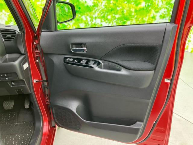 ルークス 4WDハイウェイスターGターボプロパイロットEd 新品タイヤ/保証書/純正 9インチ SDナビ/エマージェンシーブレーキ/両側電動スライドドア/シートヒーター 前席/アラウンドビューモニター/車線逸脱防止支援システム/プロパイロット 全周囲カメラ(4枚目)