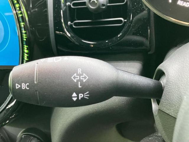 ＭＩＮＩ クーパーＳシャドーエディション　新品タイヤ／純正　ＳＤナビ／シートヒーター／車線逸脱防止支援システム／シート　合皮／パーキングアシスト　自動操舵／ヘッドランプ　ＬＥＤ／ＥＴＣ／ＥＢＤ付ＡＢＳ／横滑り防止装置　バックカメラ　記録簿（15枚目）