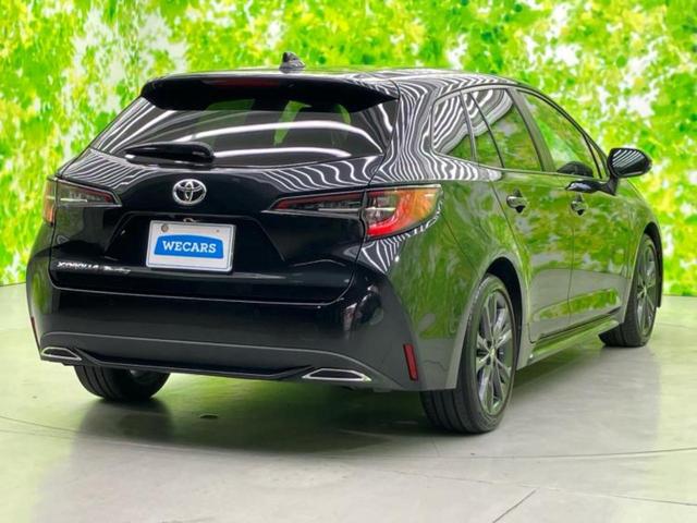 カローラツーリング ダブルバイビー　新品タイヤ／保証書／ディスプレイオーディオ＋ナビ９インチ／トヨタセーフティセンス／シートヒーター　前席／車線逸脱防止支援システム／シート　ハーフレザー　衝突被害軽減システム　バックカメラ　ワンオーナー（3枚目）