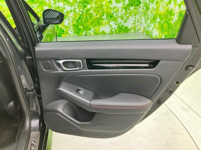 シビック ｅＨＥＶ　新品タイヤ／ＢＯＳＥ／保証書／純正　９インチ　ＳＤナビ／ホンダセンシング／シートヒーター　前席／シート　ハーフレザー／ドライブレコーダー　前後／ヘッドランプ　ＬＥＤ／ＵＳＢジャック　バックカメラ（5枚目）