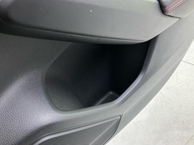 シビック ｅＨＥＶ　新品タイヤ／ＢＯＳＥ／保証書／純正　９インチ　ＳＤナビ／ホンダセンシング／シートヒーター　前席／シート　ハーフレザー／ドライブレコーダー　前後／ヘッドランプ　ＬＥＤ／ＵＳＢジャック　バックカメラ（39枚目）