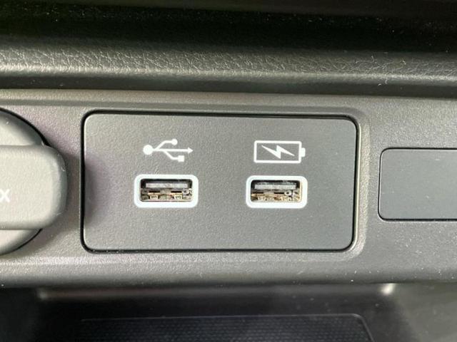 シビック ｅＨＥＶ　新品タイヤ／ＢＯＳＥ／保証書／純正　９インチ　ＳＤナビ／ホンダセンシング／シートヒーター　前席／シート　ハーフレザー／ドライブレコーダー　前後／ヘッドランプ　ＬＥＤ／ＵＳＢジャック　バックカメラ（42枚目）