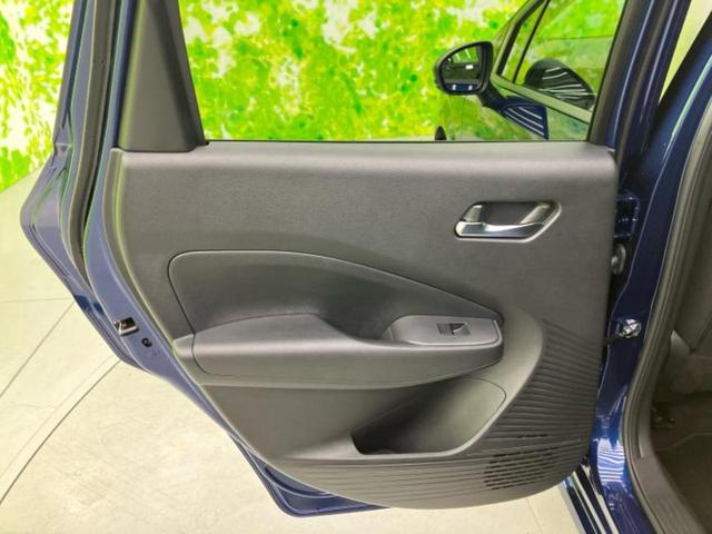 ノート Ｘ　保証書／純正　９インチ　メモリーナビ／インテリジェントルームミラー／衝突安全装置／アラウンドビューモニター／車線逸脱防止支援システム／ドライブレコーダー　前後／ヘッドランプ　ＬＥＤ／ＵＳＢジャック（7枚目）