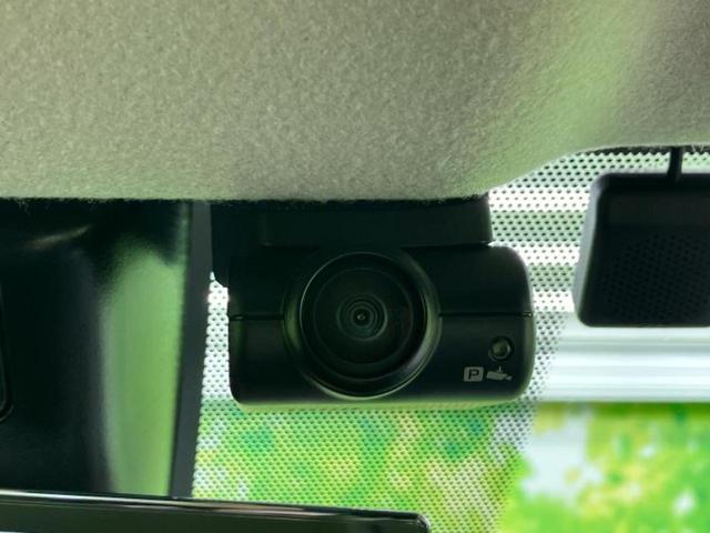 ノート Ｘ　保証書／純正　９インチ　メモリーナビ／インテリジェントルームミラー／衝突安全装置／アラウンドビューモニター／車線逸脱防止支援システム／ドライブレコーダー　前後／ヘッドランプ　ＬＥＤ／ＵＳＢジャック（34枚目）