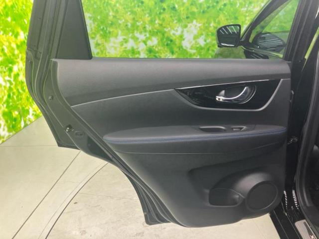 エクストレイル ４ＷＤオーテックｉパッケージ　新品タイヤ／サンルーフ／保証書／純正　９インチ　ＳＤナビ／インテリジェントルームミラー／シートヒーター　全席／アラウンドビューモニター／車線逸脱防止支援システム／シート　フルレザー／電動バックドア（7枚目）