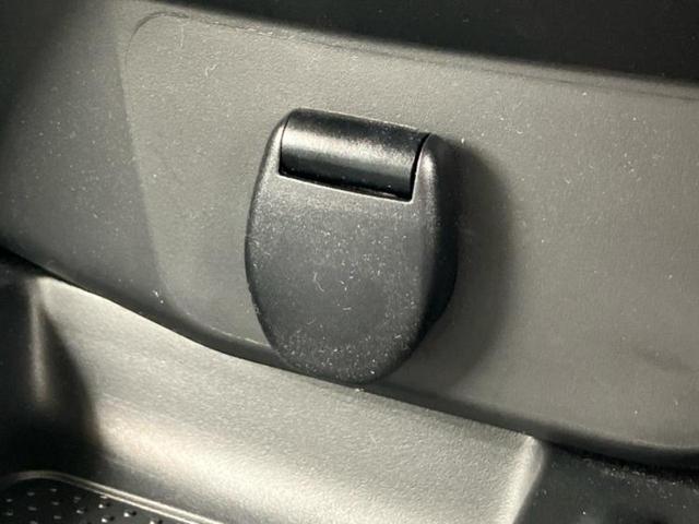 エクストレイル ４ＷＤオーテックｉパッケージ　新品タイヤ／サンルーフ／保証書／純正　９インチ　ＳＤナビ／インテリジェントルームミラー／シートヒーター　全席／アラウンドビューモニター／車線逸脱防止支援システム／シート　フルレザー／電動バックドア（49枚目）