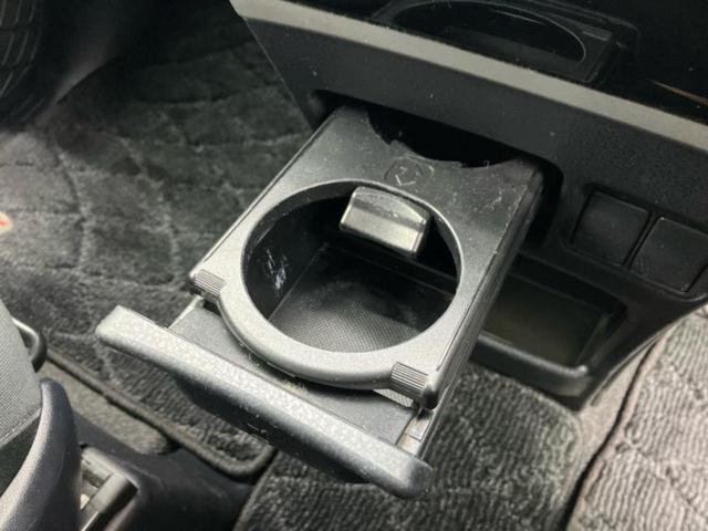 ヴォクシー ZSキラメキ2 純正 9インチ ナビ/フリップダウンモニター 純正 12.8インチ/トヨタセーフティセンス/両側電動スライドドア/車線逸脱防止支援システム/ドライブレコーダー 前後/ヘッドランプ LED バックカメラ(42枚目)