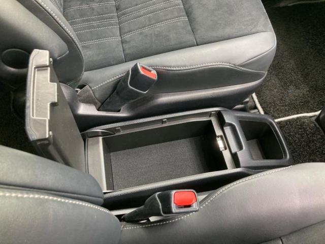 エスクァイア ハイブリッドＧｉプレミアムＰブラックテーラード　新品タイヤ／保証書／純正　１０インチ　ＳＤナビ／トヨタセーフティセンス／両側電動スライドドア／シートヒーター　前席／車線逸脱防止支援システム／シート　ハーフレザー／ドライブレコーダー　純正　禁煙車（33枚目）