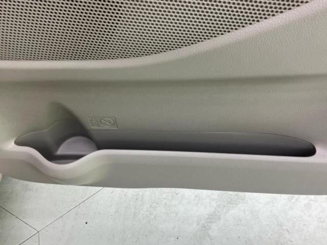 eKスペース E e-アシスト イーアシスト(ミツビシ)/ドライブレコーダー 前後/EBD付ABS/横滑り防止装置/アイドリングストップ/禁煙車/エアバッグ 運転席/エアバッグ 助手席/キーレスエントリー/マニュアルエアコン(8枚目)