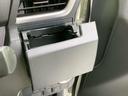 WECARSでは各商談席に大型モニターをご用意しております!見やすい大画面でゆったりと全国の在庫をご覧いただけます!是非ご来店お待ちしております!