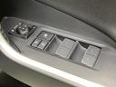 RAV4 4WDアドベンチャー 新品タイヤ/保証書/純正 SDナビ/デジタルインナーミラー/トヨタセーフティセンス/シートヒーター 前席/シート 合皮/電動バックドア/ヘッドランプ LED/USBジャック/Bluetooth接続(8枚目)