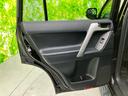 ランドクルーザープラド ４ＷＤ　ＴＸ　Ｌパッケージブラックエディション　サンルーフ／保証書／純正　９インチ　ＳＤナビ／トヨタセーフティセンス／シートヒーター　前席／シート　フルレザー／ヘッドランプ　ＬＥＤ／Ｂｌｕｅｔｏｏｔｈ接続／ＥＴＣ／バックモニター／フルセグＴＶ（7枚目）