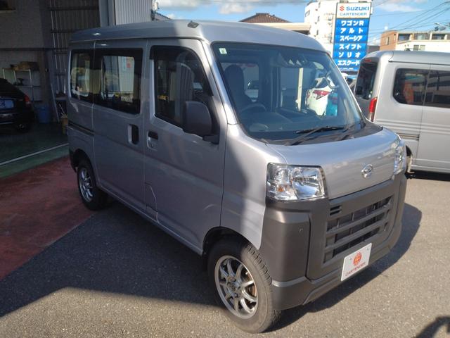 ハイゼットカーゴ スペシャル　１２ヵ月保証　４ＷＤ　５ＭＴ　衝突被害軽減ブレーキ　アイドリングストップ　社外アルミ　ドライブレコーダー（4枚目）