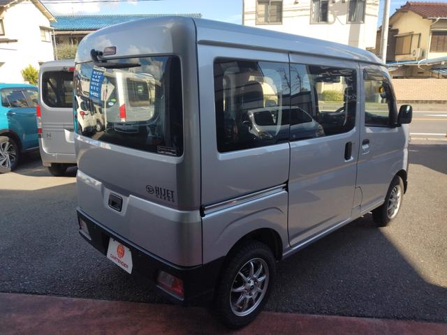 ハイゼットカーゴ スペシャル　１２ヵ月保証　４ＷＤ　５ＭＴ　衝突被害軽減ブレーキ　アイドリングストップ　社外アルミ　ドライブレコーダー（6枚目）