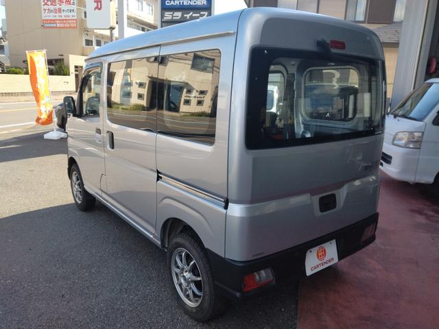 ハイゼットカーゴ スペシャル　１２ヵ月保証　４ＷＤ　５ＭＴ　衝突被害軽減ブレーキ　アイドリングストップ　社外アルミ　ドライブレコーダー（8枚目）