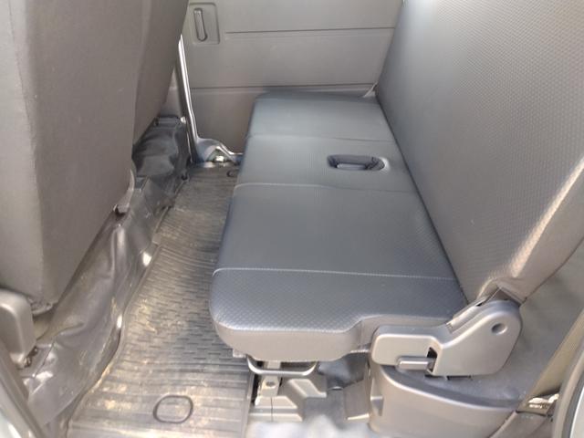 ハイゼットカーゴ スペシャル　１２ヵ月保証　４ＷＤ　５ＭＴ　衝突被害軽減ブレーキ　アイドリングストップ　社外アルミ　ドライブレコーダー（16枚目）