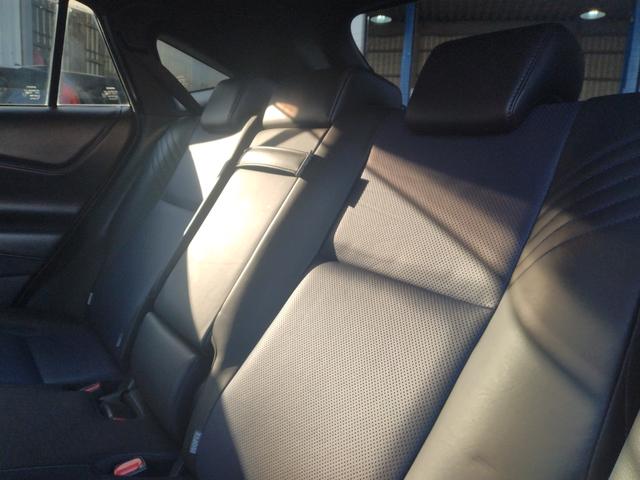 ハリアーハイブリッド プログレスメタル＆レザーパックスタイルブルーイッシュ　４ＷＤ　ドライブレコーダー　全周囲カメラ　クリアランスソナー　オートクルーズコントロール　レーンアシスト　パワーシート　衝突被害軽減システム　ナビ　ＴＶ　オートマチックハイビーム　オートライト（34枚目）