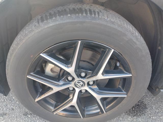 ハリアーハイブリッド プログレスメタル＆レザーパックスタイルブルーイッシュ　４ＷＤ　ドライブレコーダー　全周囲カメラ　クリアランスソナー　オートクルーズコントロール　レーンアシスト　パワーシート　衝突被害軽減システム　ナビ　ＴＶ　オートマチックハイビーム　オートライト（42枚目）